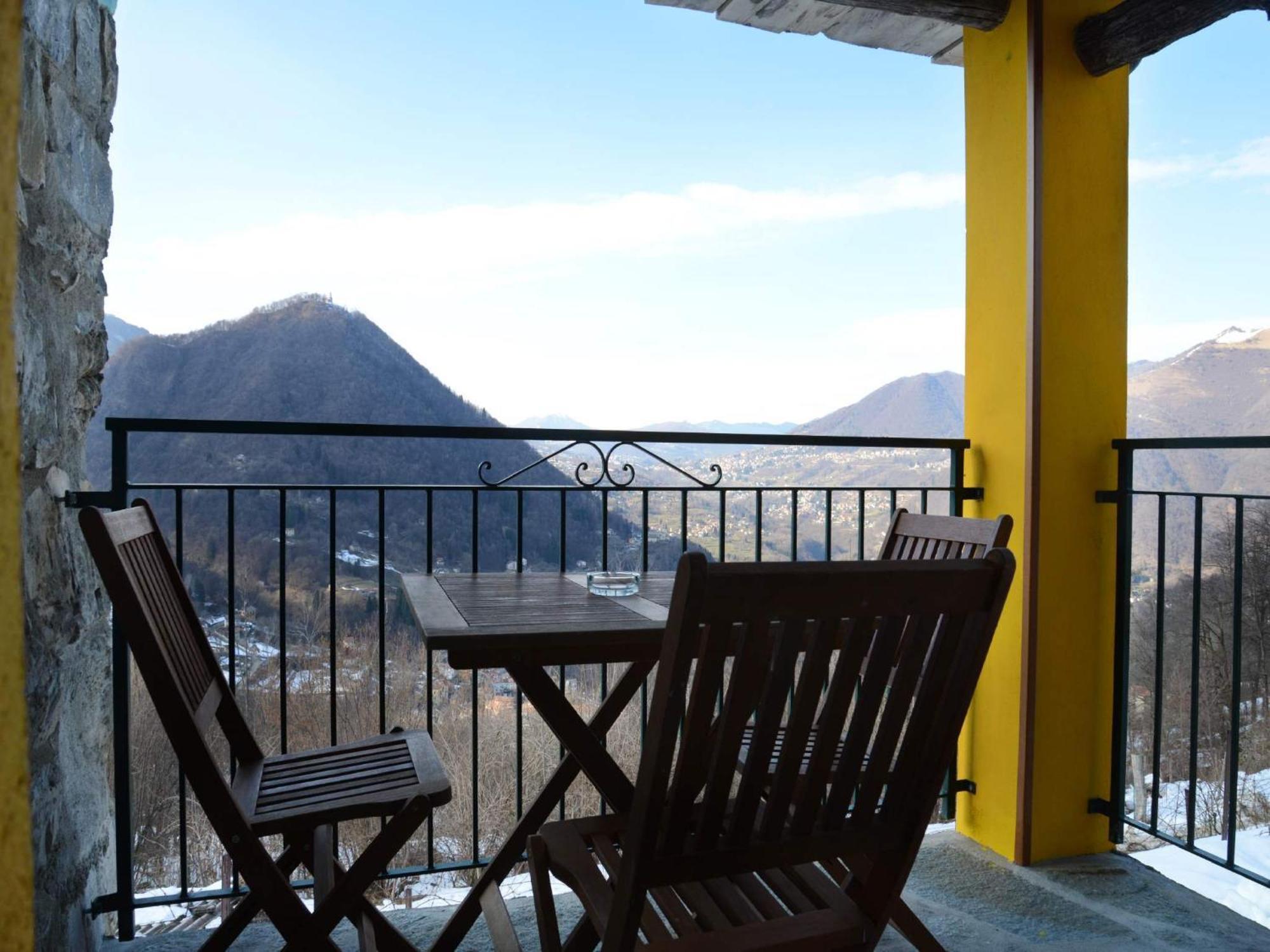 Agriturismo Al Marnich Schignano  Δωμάτιο φωτογραφία