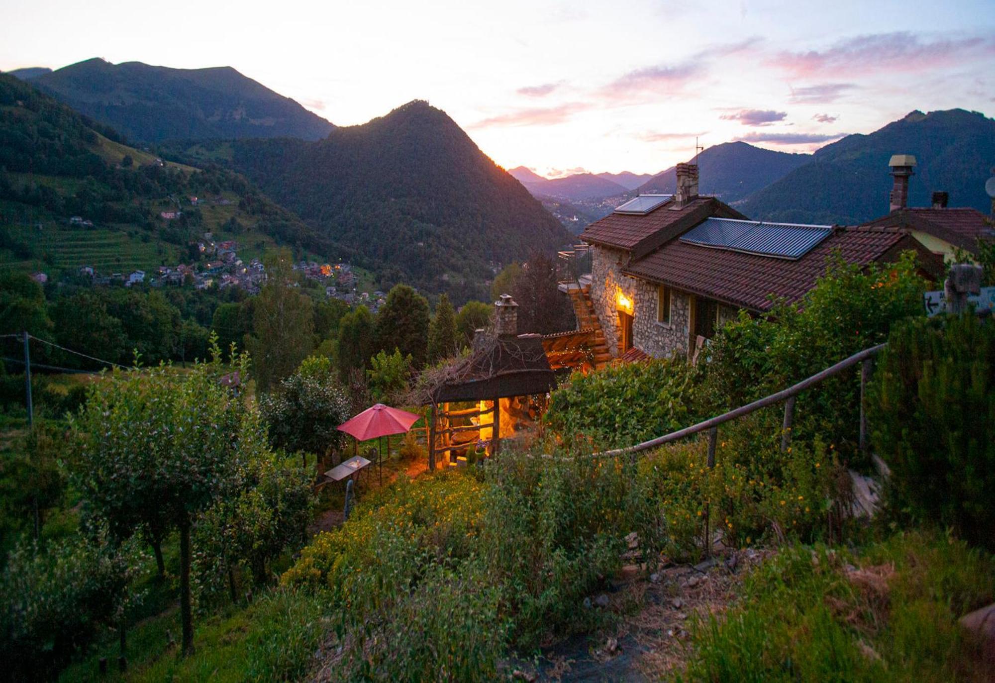 Agriturismo Al Marnich Schignano  Εξωτερικό φωτογραφία