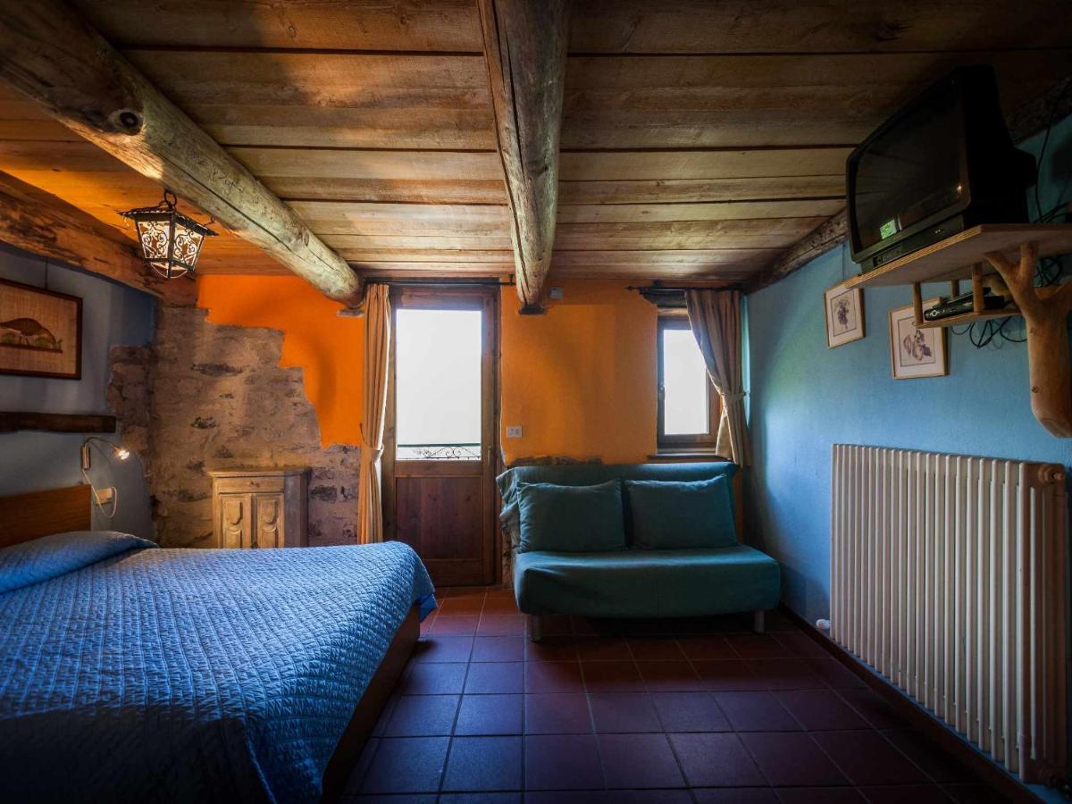 Agriturismo Al Marnich Schignano  Εξωτερικό φωτογραφία